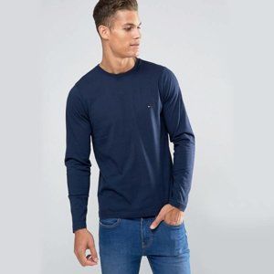 Tommy Hilfiger pánské tmavě modré tričko s dlouhým rukávem - L (416)